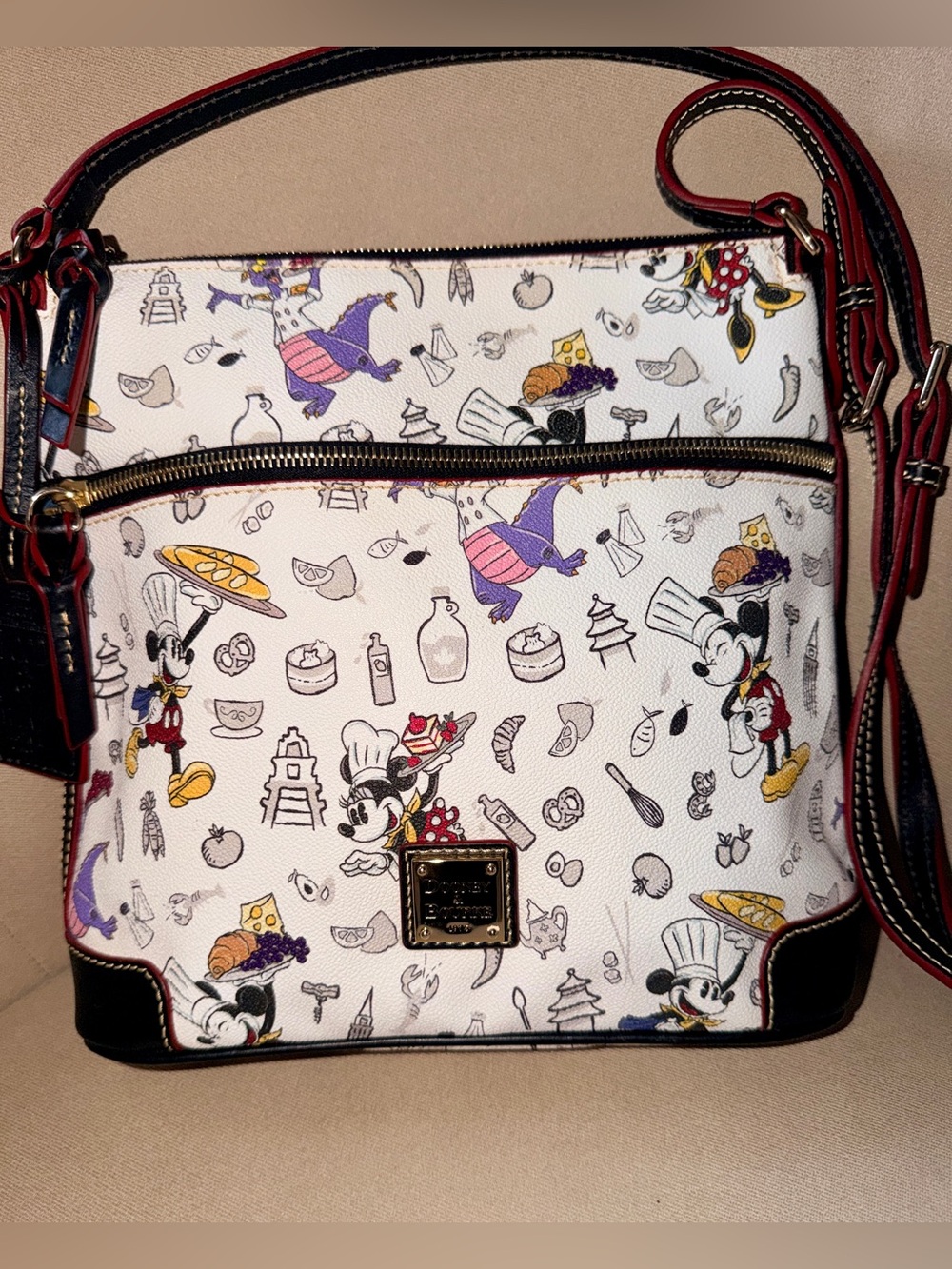 Disney x Dooney & Bourke 2018 Epcot Food & Wine Festival Crossbody Bag